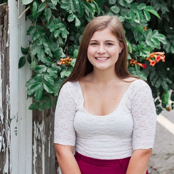 Meet your Posher, Makaya - Picture 1 of 1